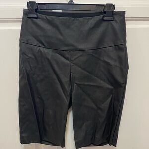 I Love Tyler Madison Vicky Waxed Black Bermuda Shorts Women’s Size Medium